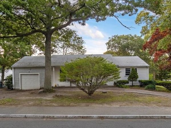 198 Bristol Avenue, Barnstable, MA 02630