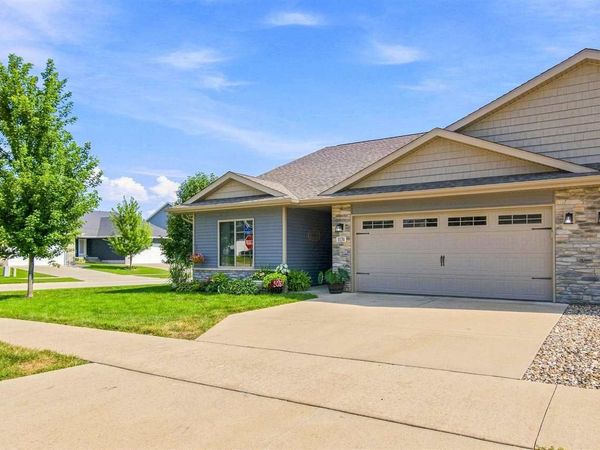 1131 Twin Leaf Ave, Tiffin, IA 52340