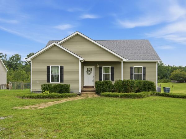 17036 Pond Cir , Bon Aqua, TN 37025