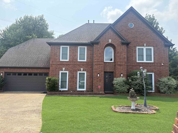 9363 HELMSLEY DR, Cordova, MS 38016