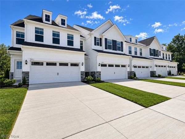 940-1 Memory Lane, Aurora, OH 44202