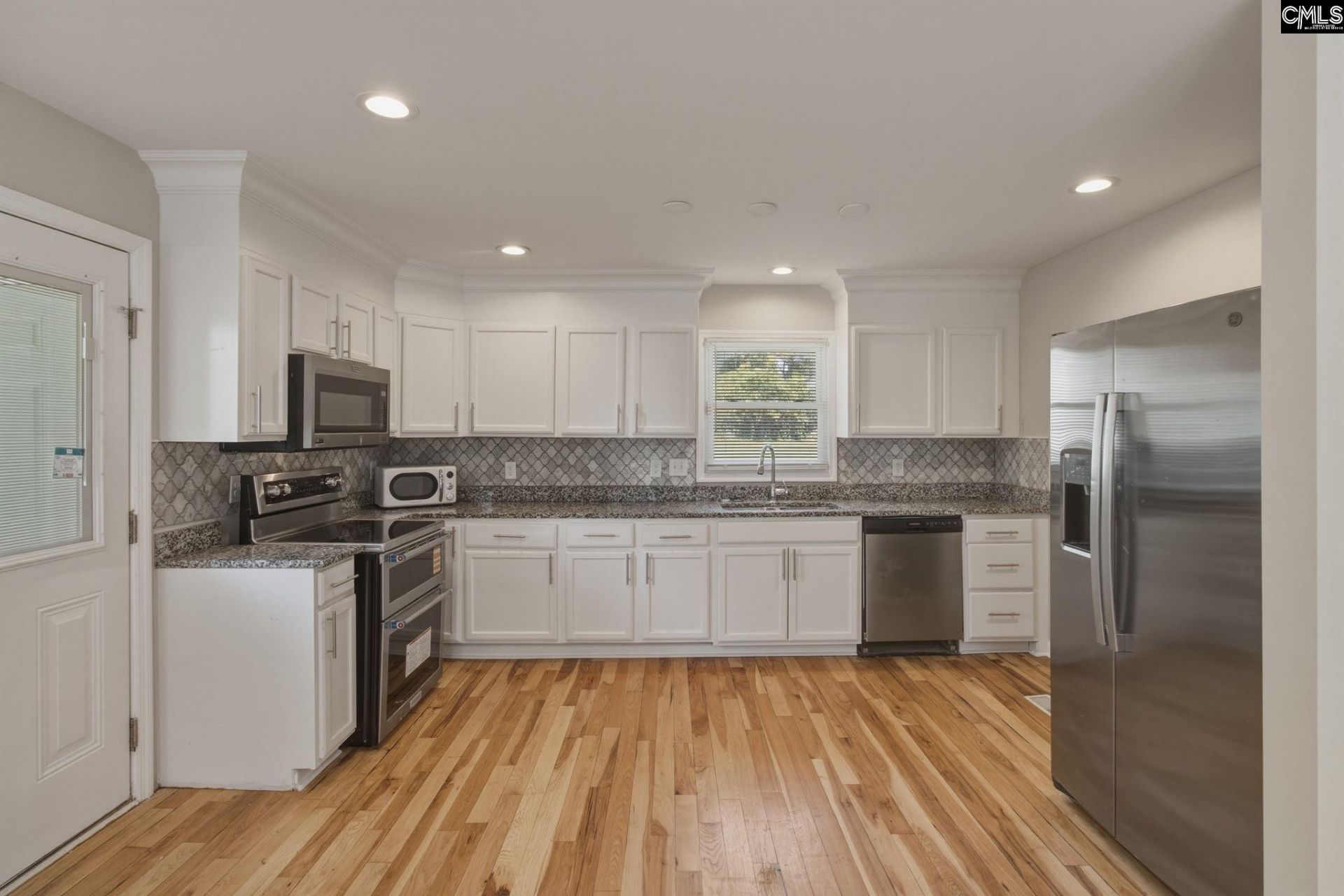 1220 Carter Street Photo 12