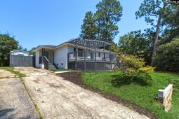 1220 Carter Street photo 4