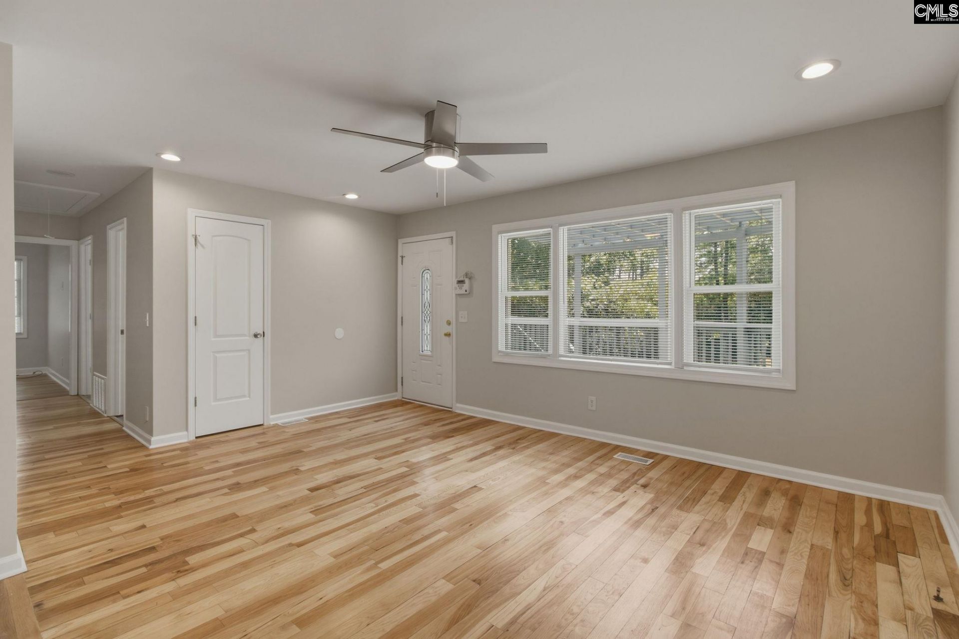 1220 Carter Street Photo 9
