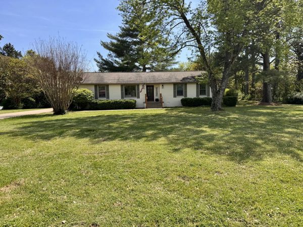 1024 Quail Meadow Dr, Lebanon, TN 37090
