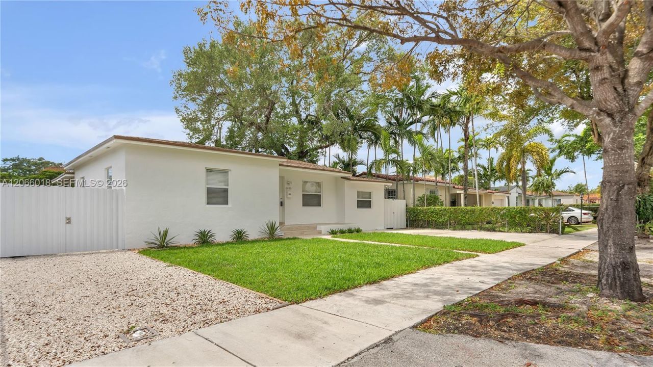 4840 SW 5th Ter , Miami, FL 33134 Photo