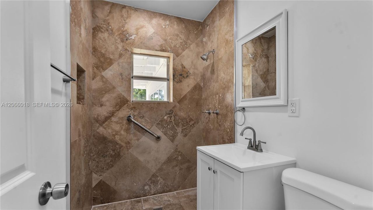 4840 SW 5th Ter , Miami, FL 33134 Photo