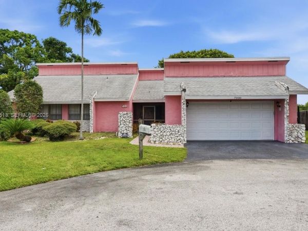 7300 Corkwood Ter , Tamarac, FL 33321