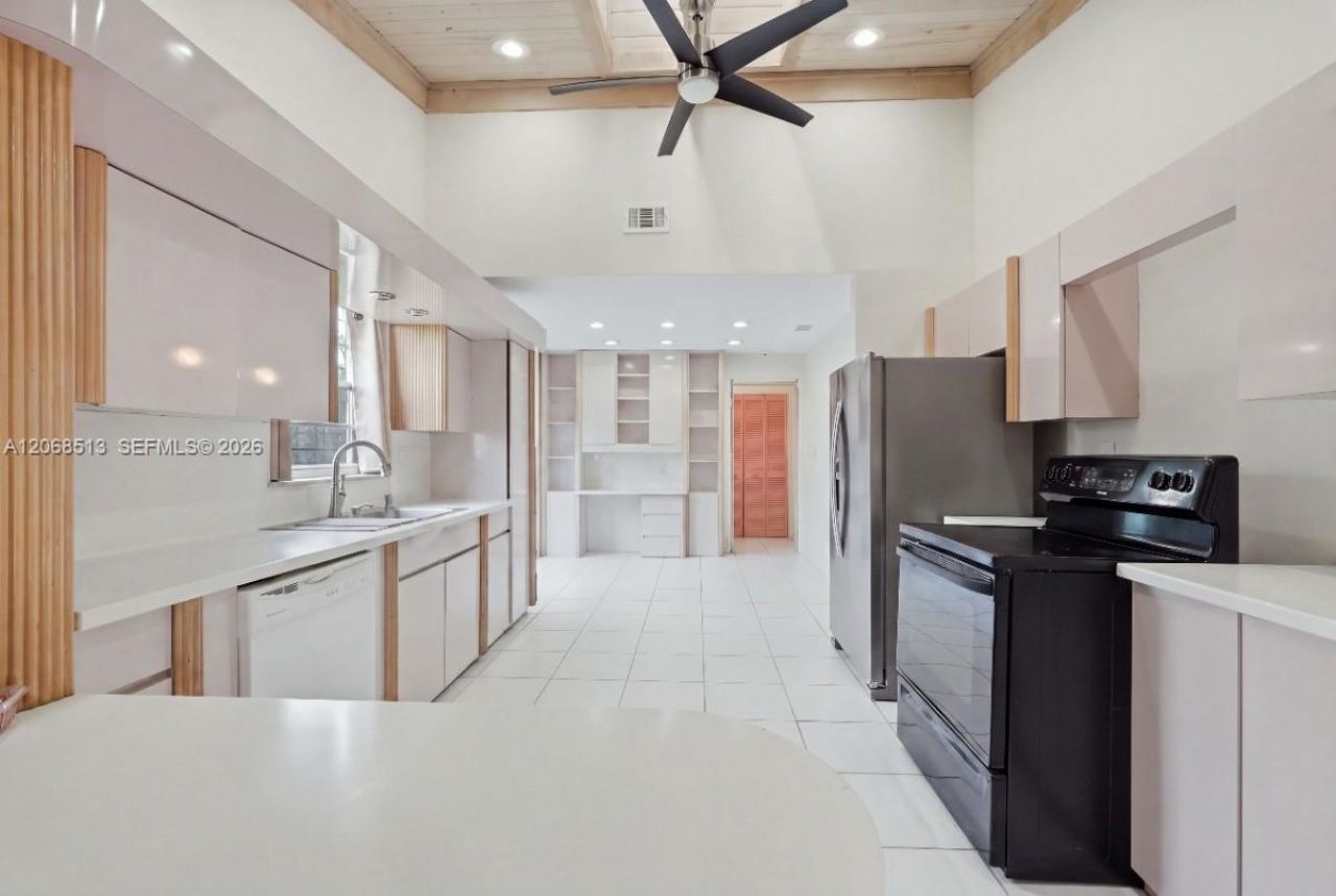 7300 Corkwood Ter , Tamarac, FL 33321 Photo
