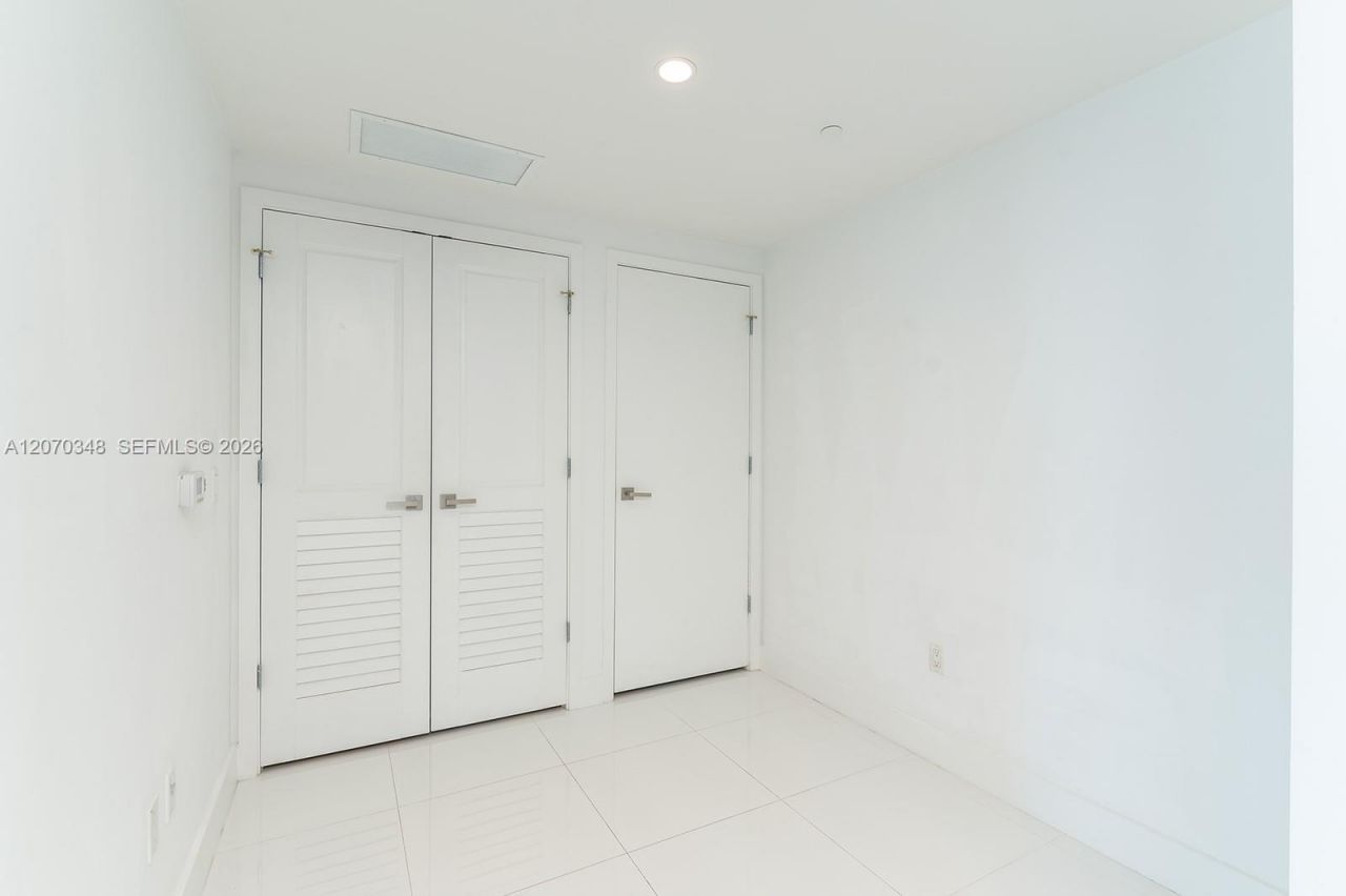1080 Brickell Ave , Unit 3207, Miami, FL 33131 Photo
