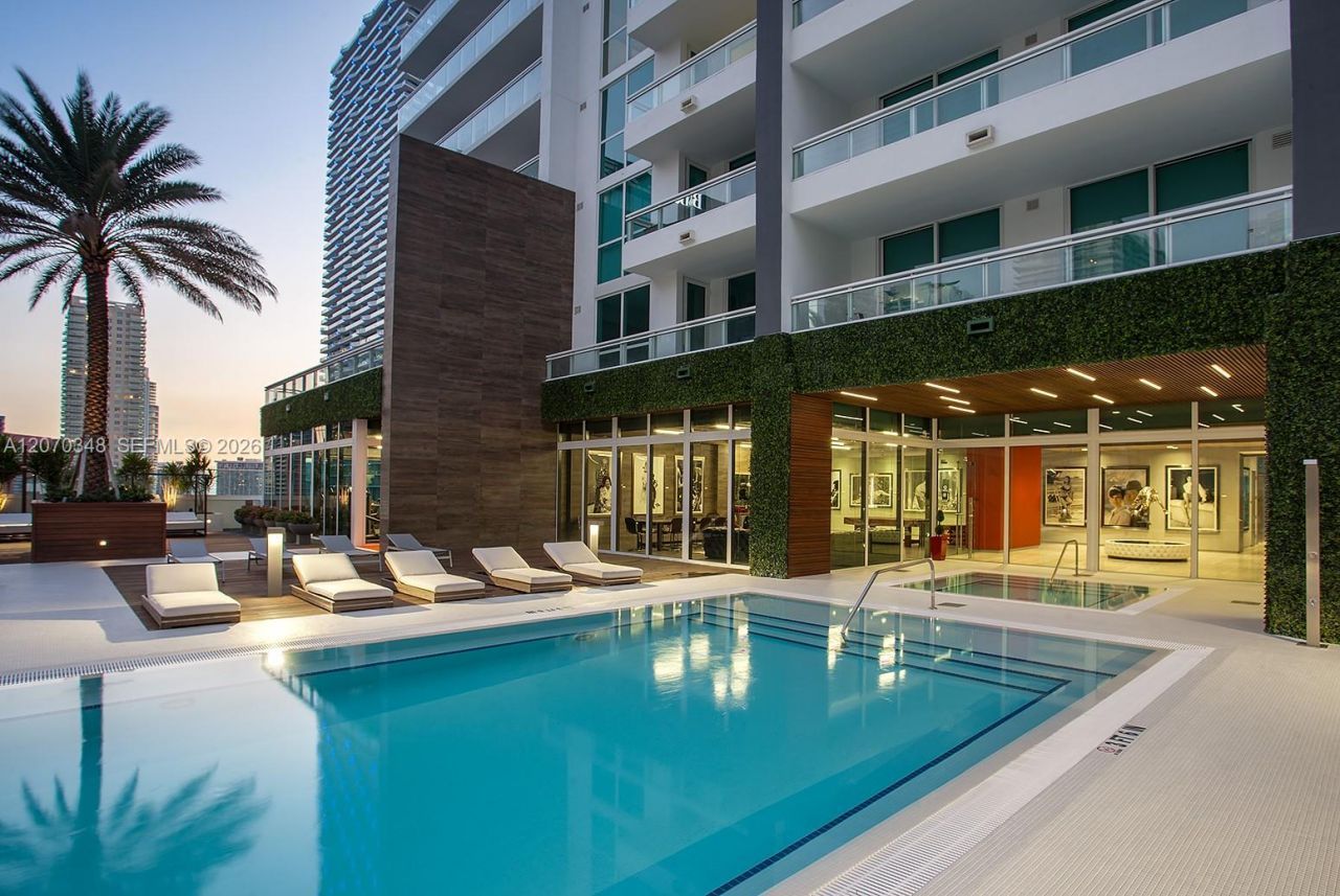 1080 Brickell Ave , Unit 3207, Miami, FL 33131 Photo