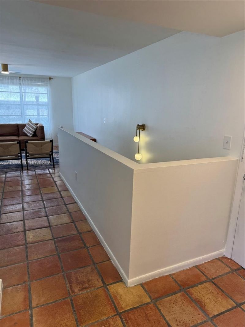 1460 Ocean Dr , Unit 208, Miami Beach, FL 33139 Photo