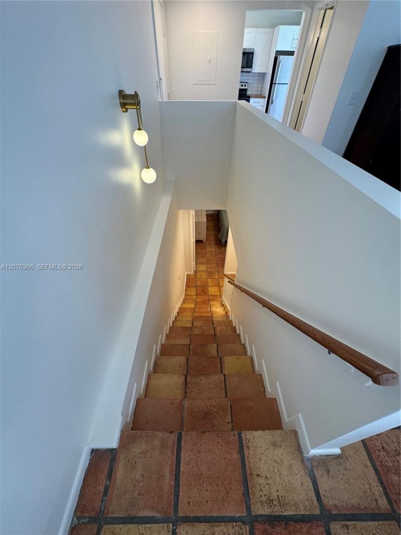 1460 Ocean Dr , Unit 208, Miami Beach, FL 33139 Photo