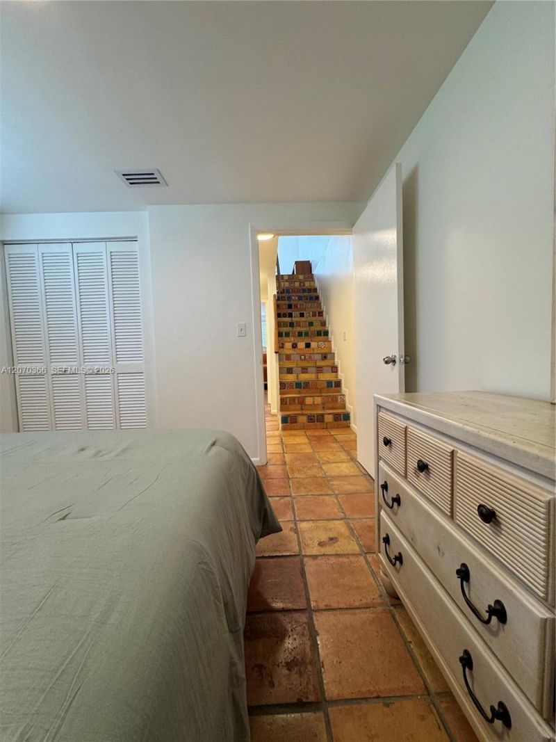 1460 Ocean Dr , Unit 208, Miami Beach, FL 33139 Photo