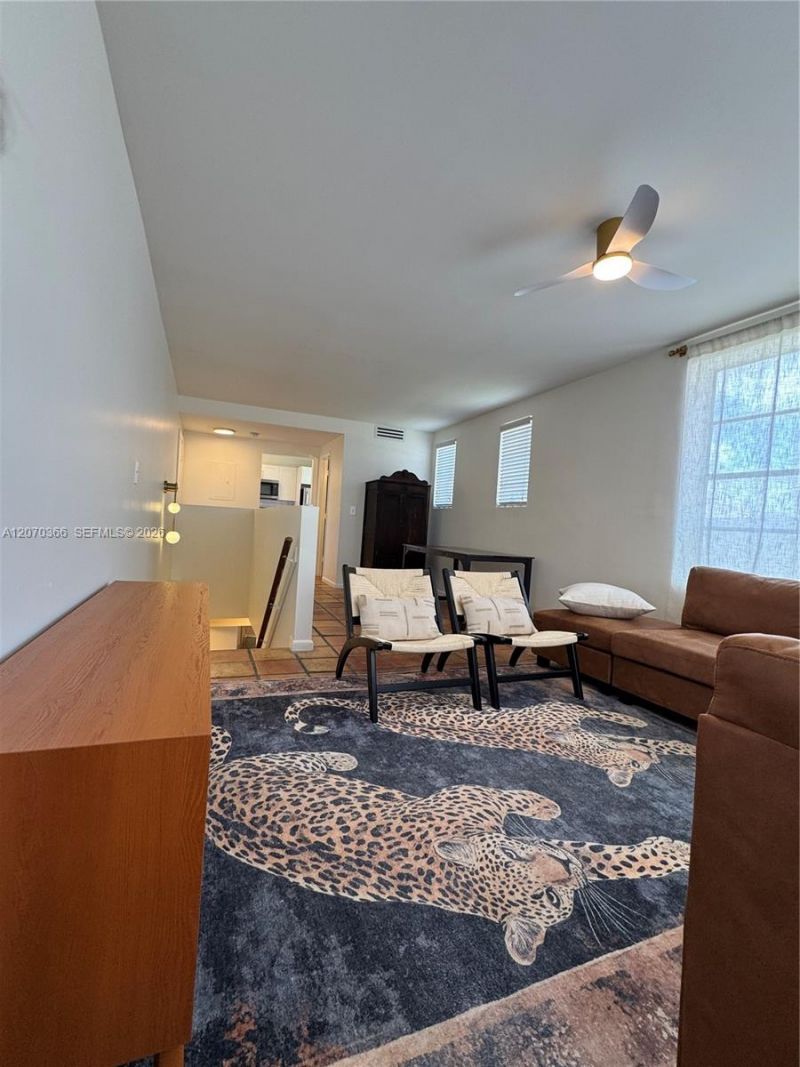 1460 Ocean Dr , Unit 208, Miami Beach, FL 33139 Photo