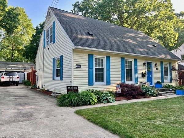 113 Pinehurst Road , Munroe Falls, OH 44262