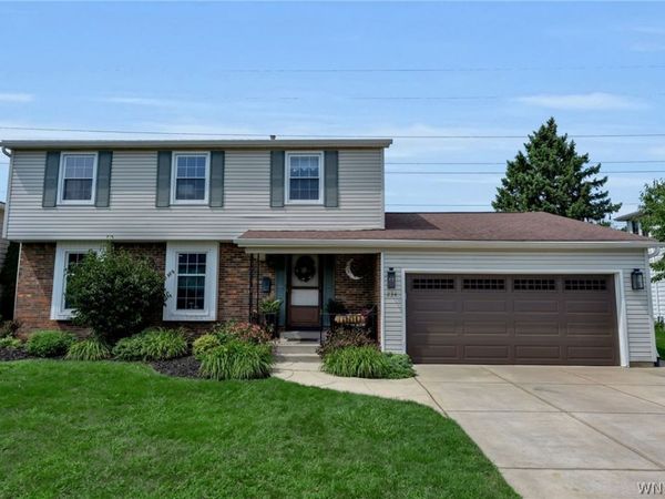 234 Paradise Lane , Tonawanda, NY 14150