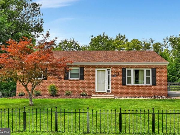 301 GRANT ROAD, REINHOLDS, PA 17569