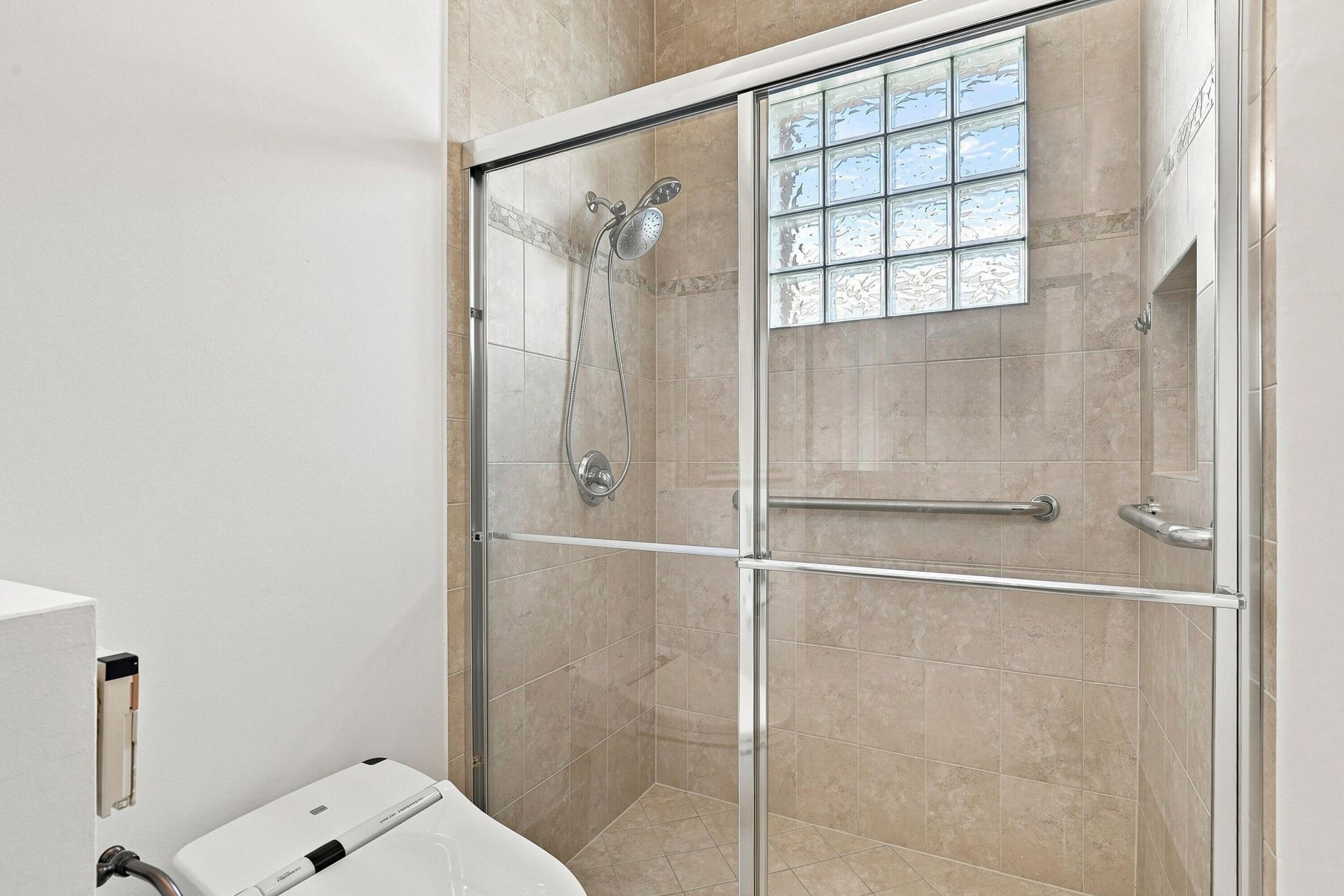 10684 Whitewind Circle, Boynton Beach, FL 33473 Photo