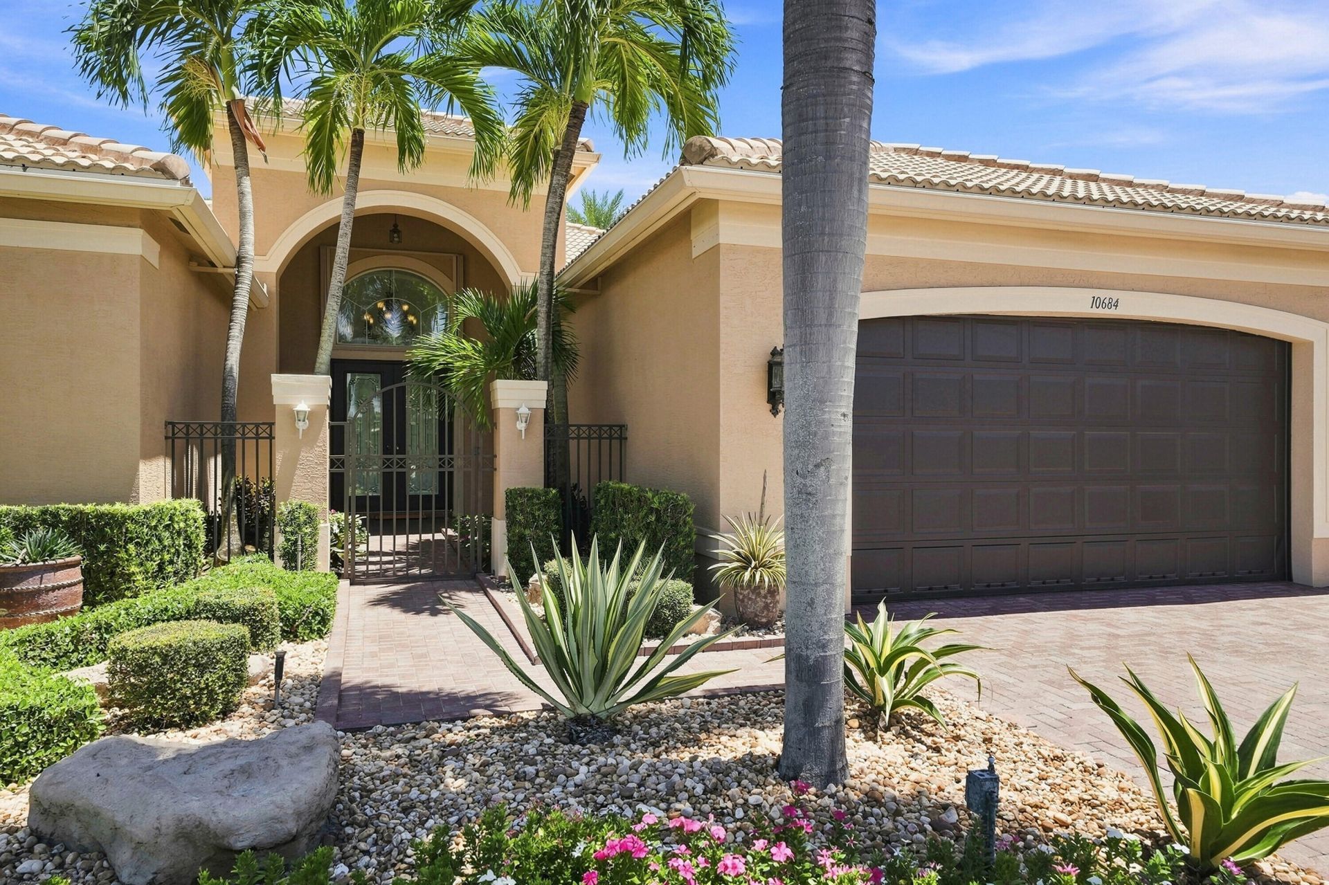 10684 Whitewind Circle, Boynton Beach, FL 33473 Photo