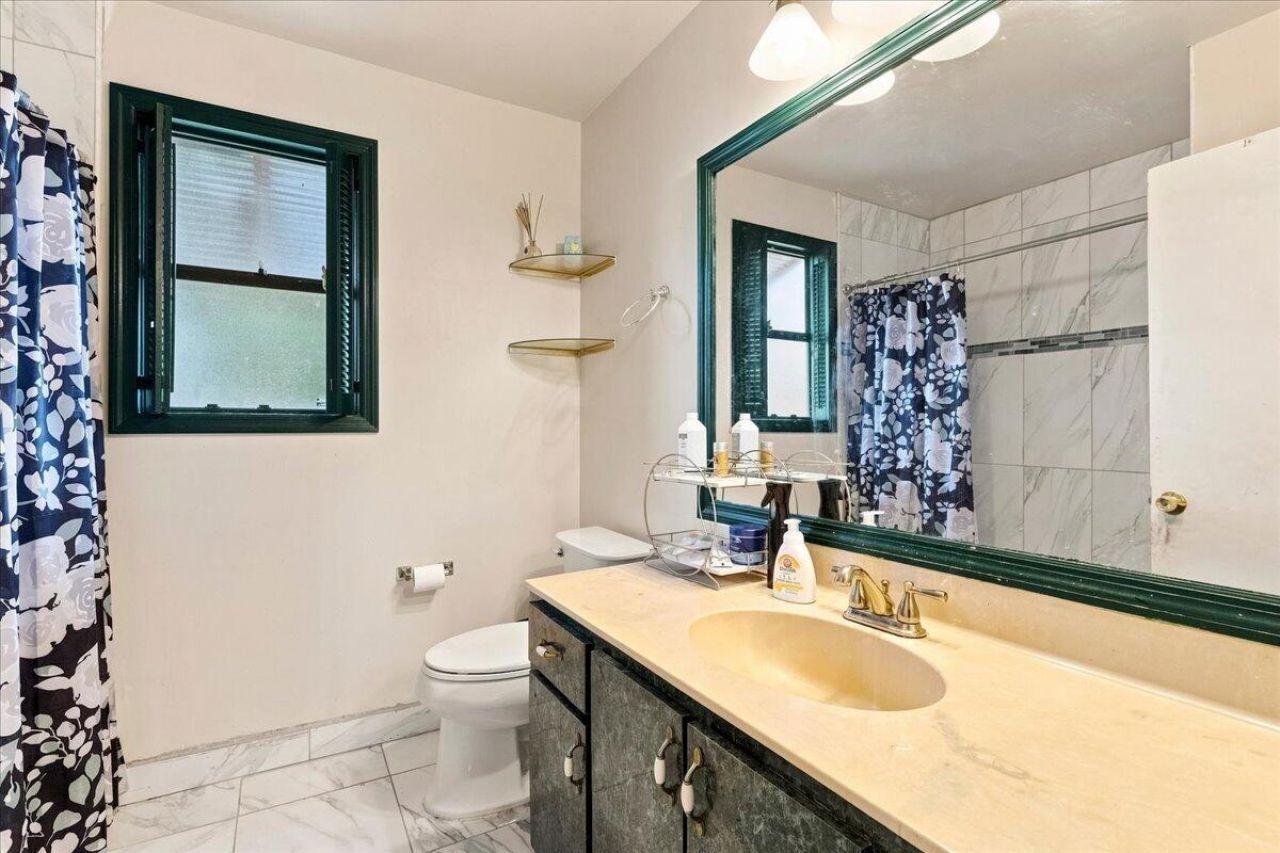 1430 SW 88th Way, Pembroke Pines, FL 33025 Photo