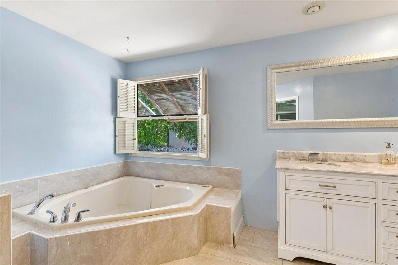 1430 SW 88th Way, Pembroke Pines, FL 33025 Photo