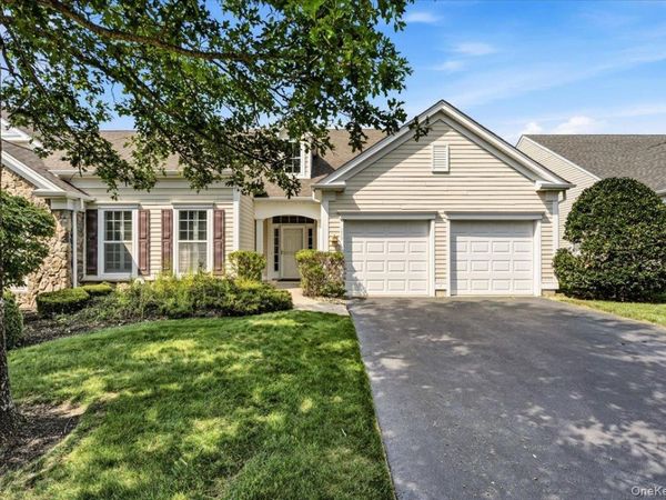 179 Carly Lane, Westhampton, NY 11977