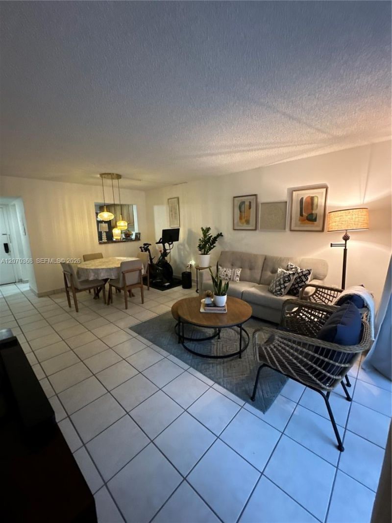 8600 SW 133rd Ave Rd , Unit 209, Miami, FL 33183 Photo