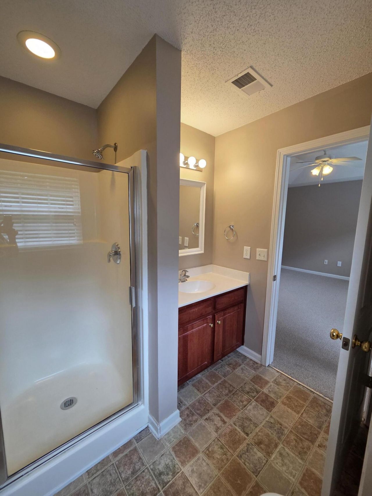 207 Fernwood Drive Photo 26