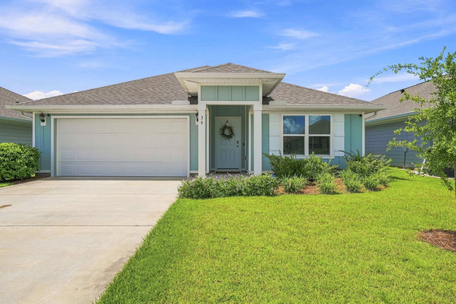 39 Tawny Owl Court, Freeport, FL 32439 Main Photo