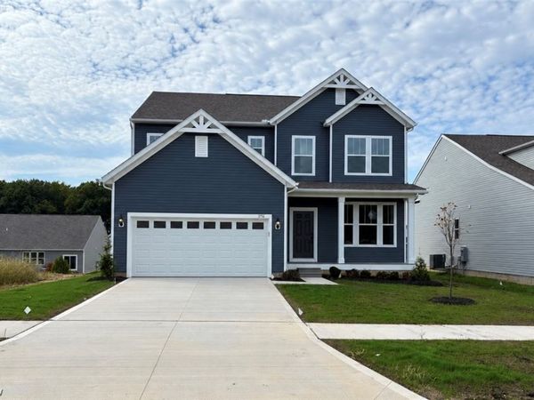 3756 Kelli Terrace, Green, OH 44685