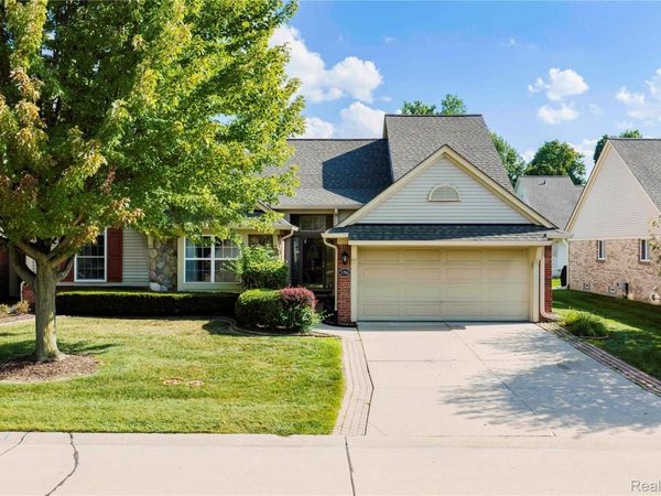 5786 Ortman Drive, Sterling Heights, Mi 48314