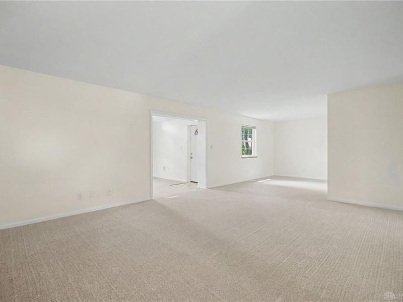 1112 Claybourne Road, Kettering, OH 45429 Photo 11