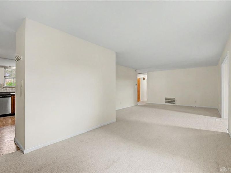 1112 Claybourne Road, Kettering, OH 45429 Photo 17