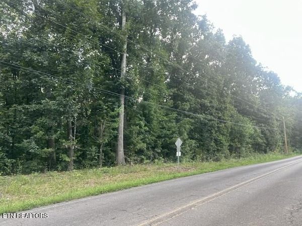 131 County Road 326 , Sweetwater, TN 37874