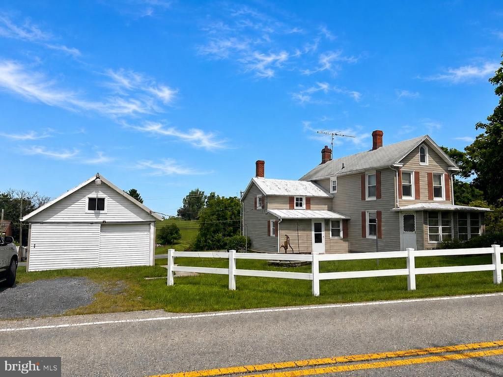 9914 KELLY ROAD , WALKERSVILLE, MD 21793