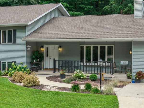S2480 Meadowview Road, Reedsburg, WI 53959