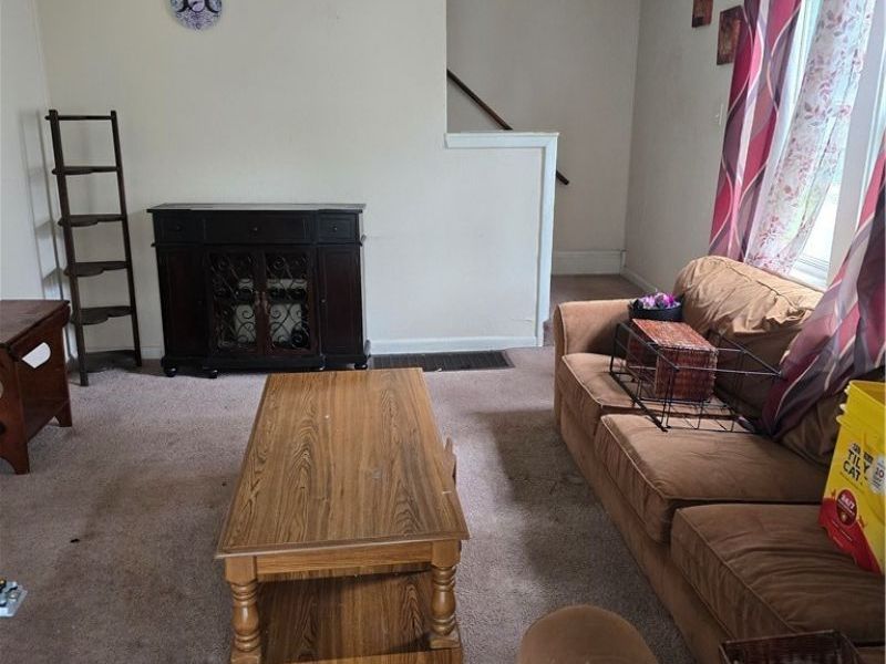 490 Tompkins Avenue, Akron, OH 44305 Photo 3