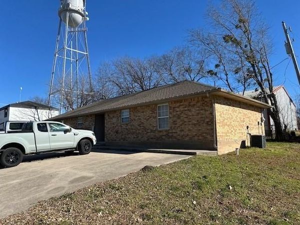 103 S Morrow Street, Unit B, Blue Ridge, TX 75424