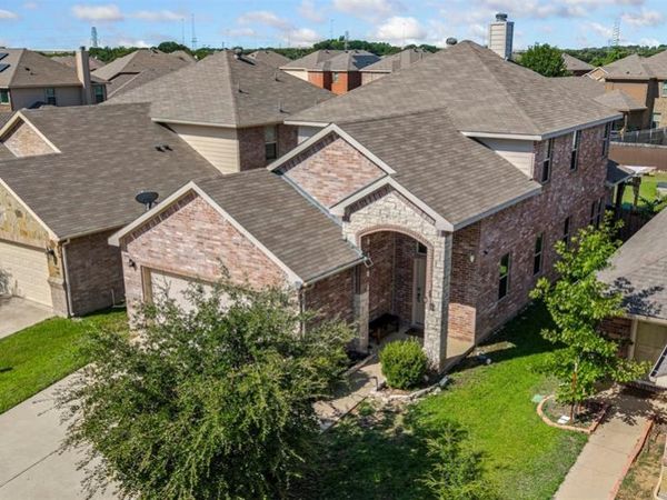 5448 Grenada Drive, Fort Worth, TX 76119