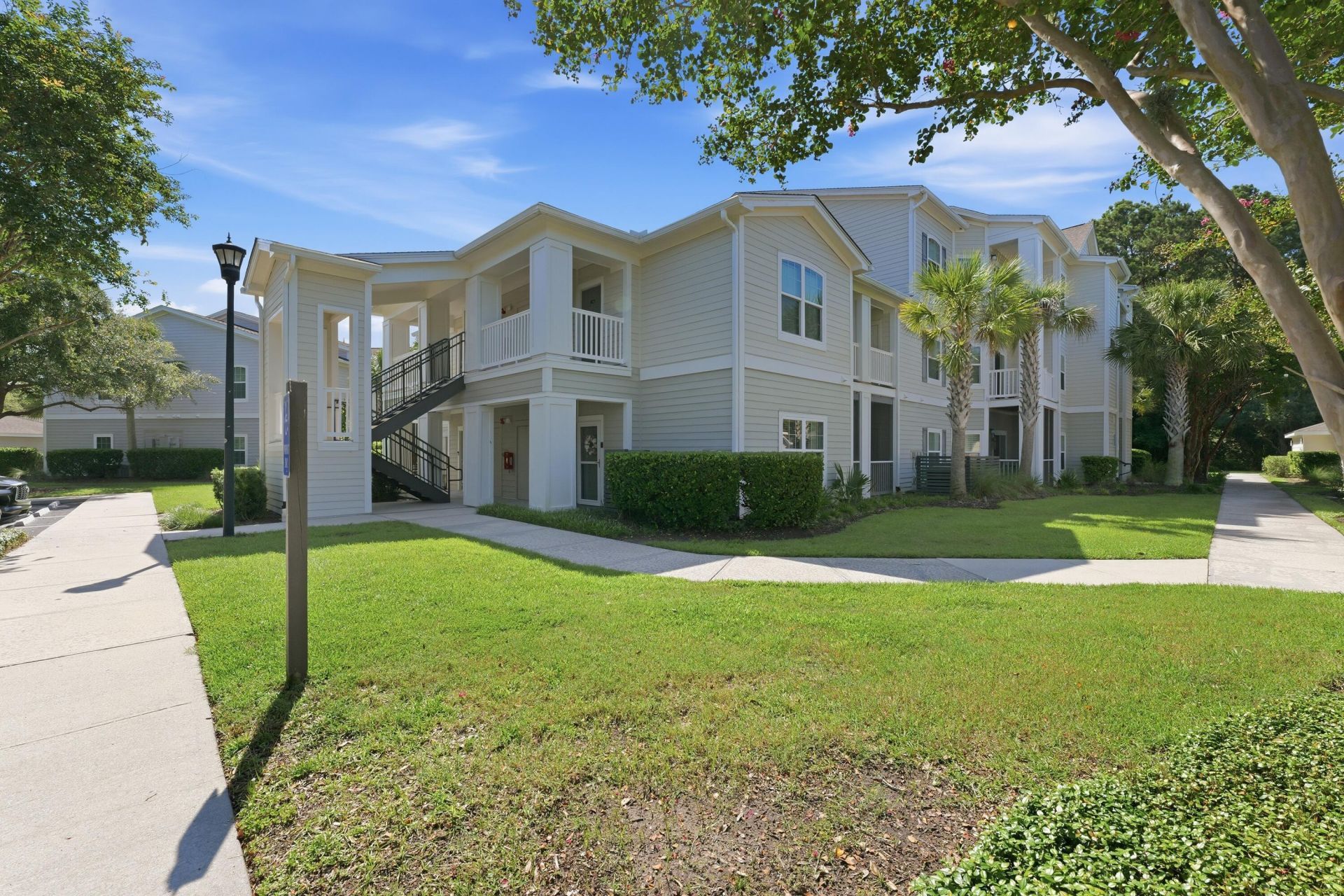 1300 Park West Photo 12