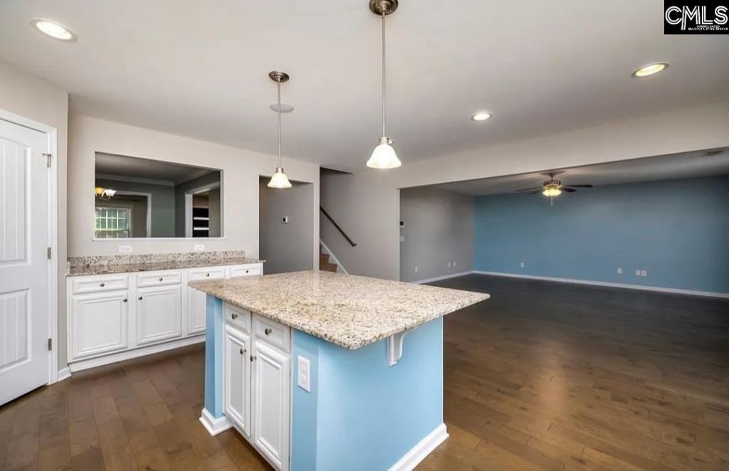 160 Niblick Dr.  Photo 8