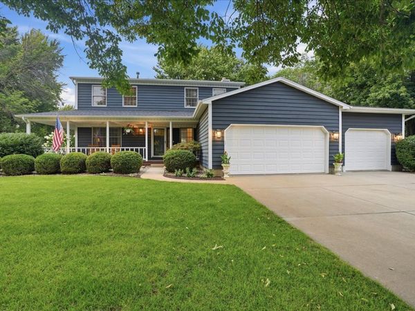 15 Fox Creek Road, Towanda, IL 61776