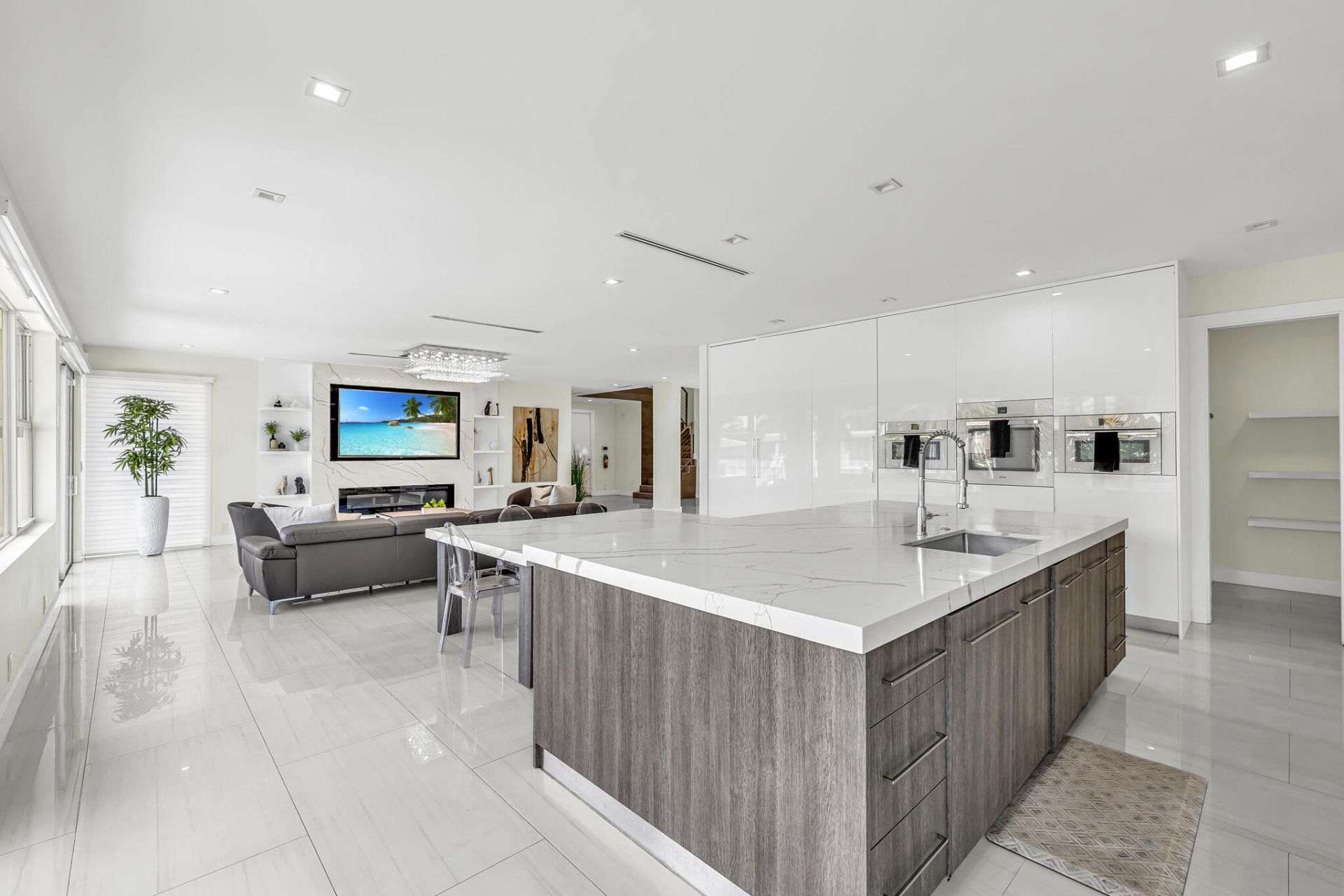 4921 NE 28th Avenue, Lighthouse Point, FL 33064 Photo