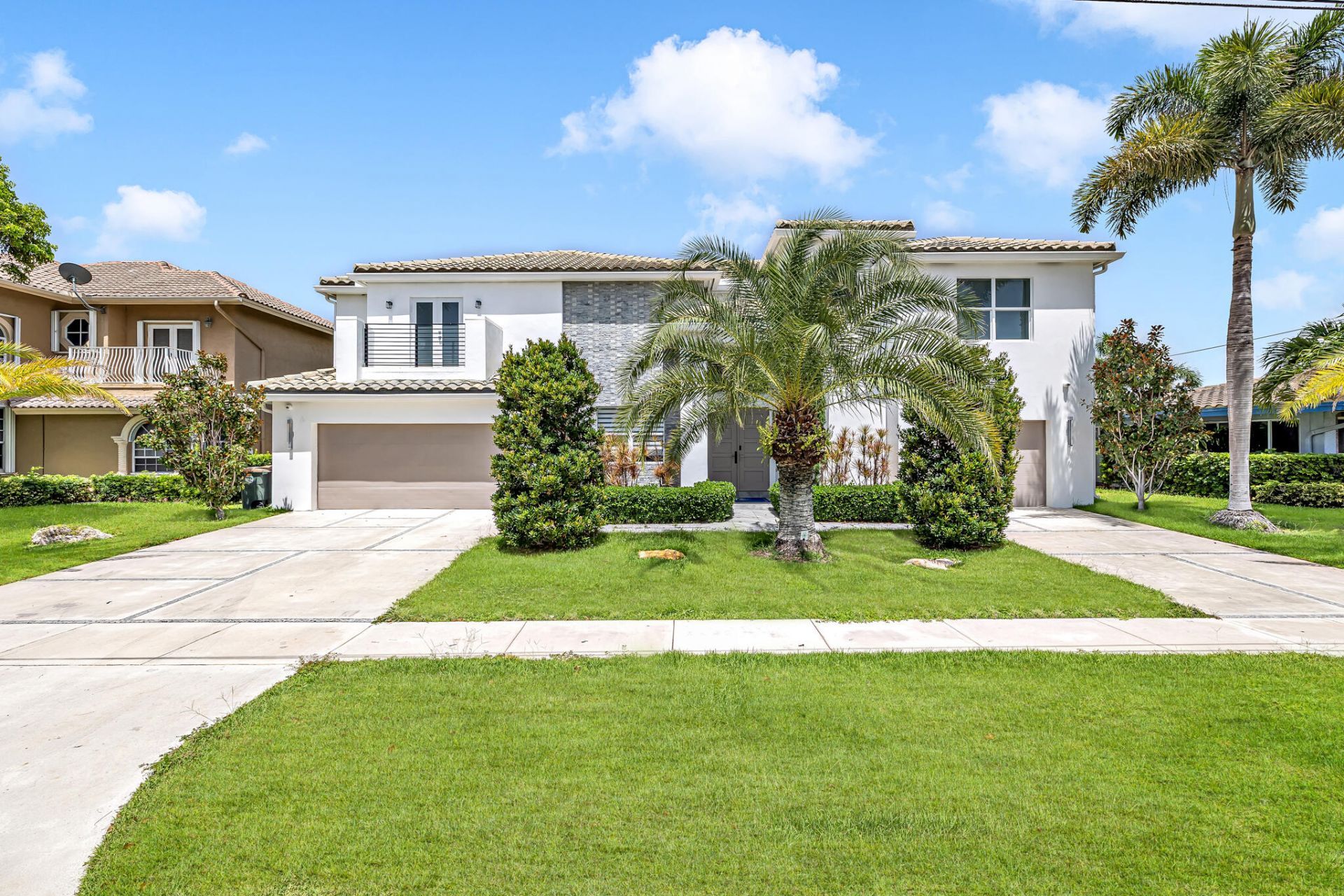 4921 NE 28th Avenue, Lighthouse Point, FL 33064 Photo