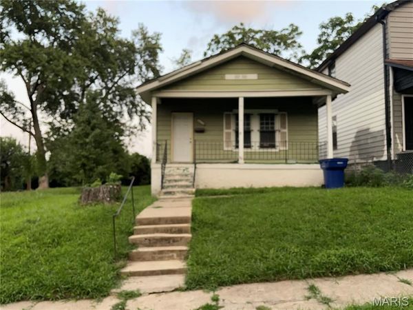 5654 Acme Avenue, St Louis, MO 63136