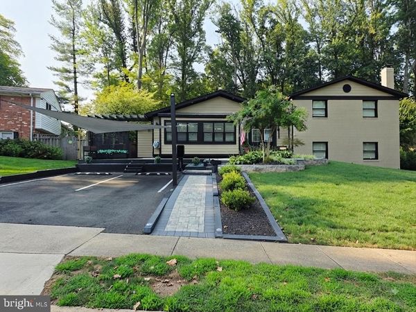 8927 ORANGE HUNT LANE, ANNANDALE, VA 22003