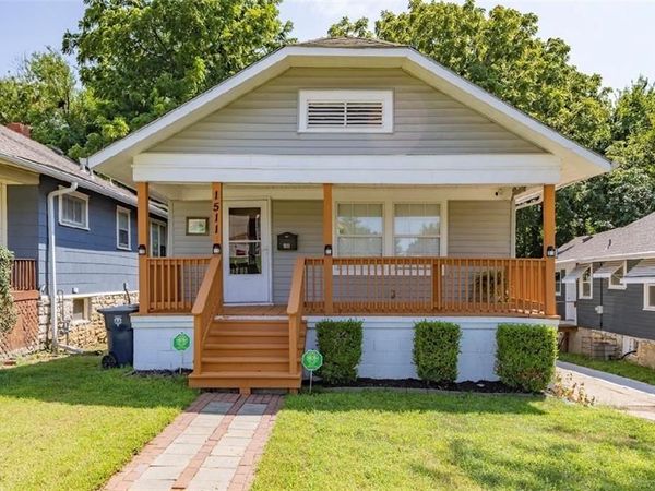 1511 E 49th Street, Kansas City, MO 64110