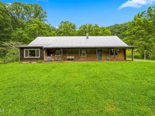 437 Still House Hollow Road, Saltville, VA 24370
