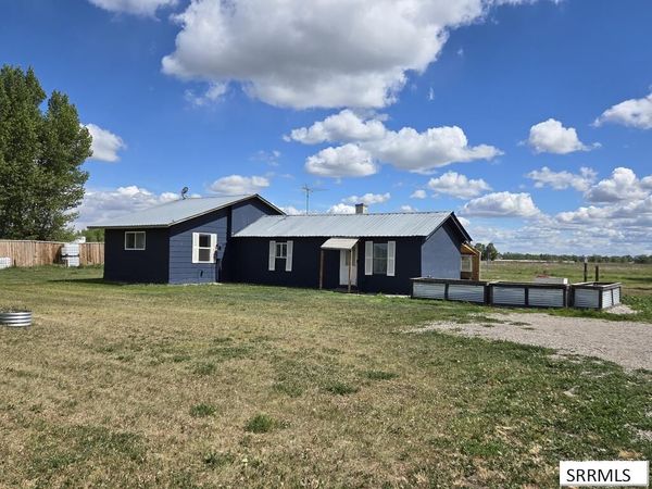 4028 E 600 N, RIGBY, ID 83442